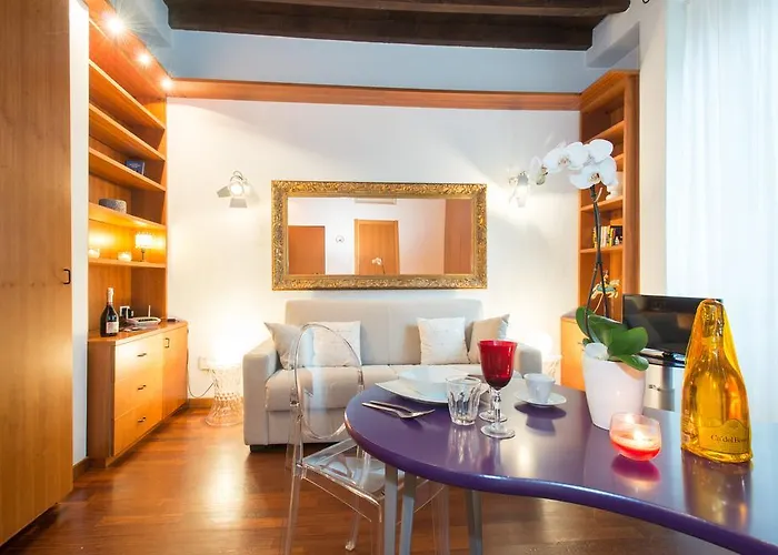 Carpoforo Apartment