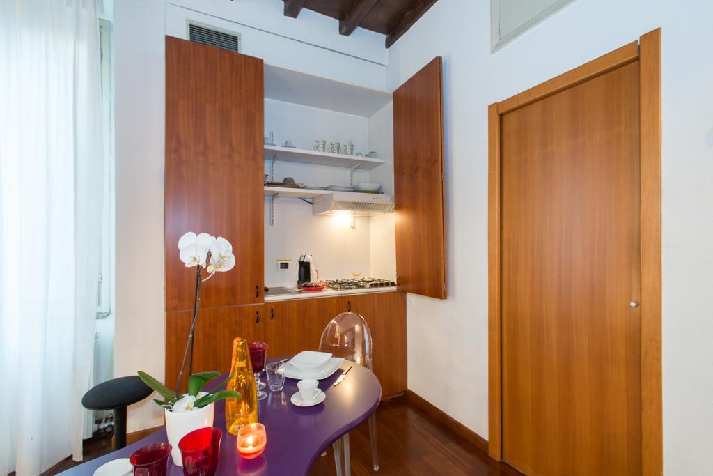 Carpoforo Apartment *